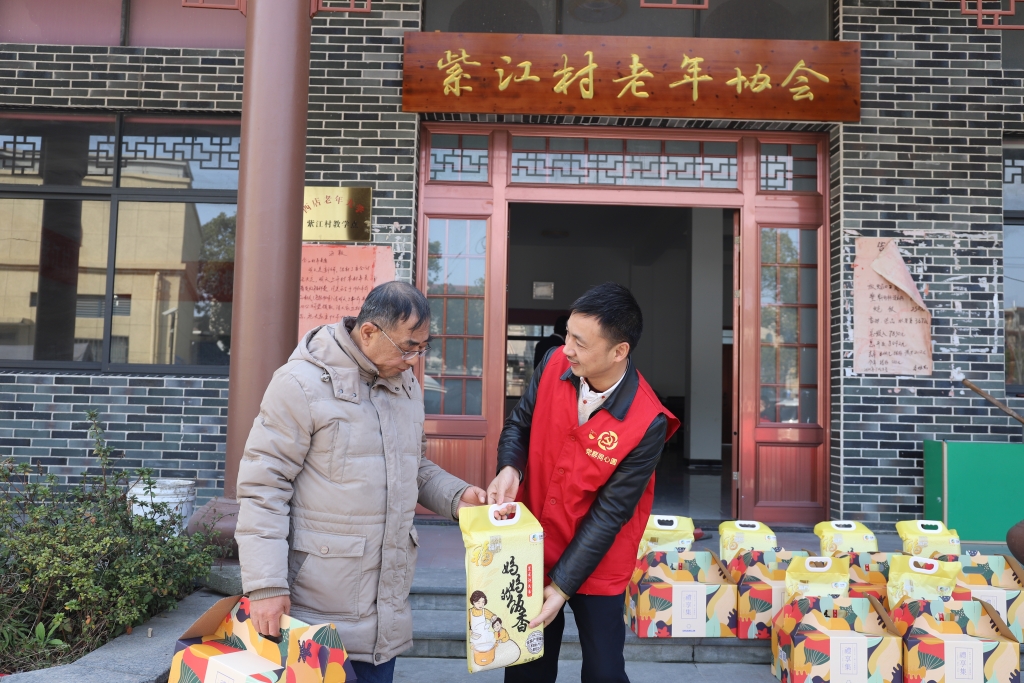 暖春意，敬老情-雙林多年堅持慰問孤寡老人